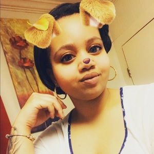 Meet your Posher, Trayia